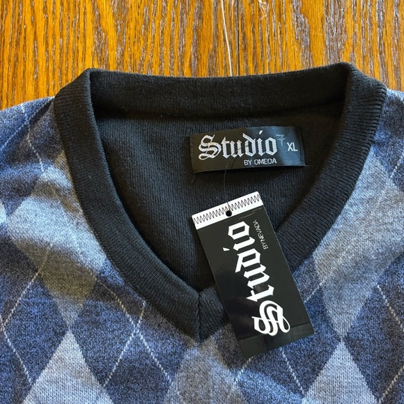 NWT Studio by Omega Argyle Blue Gray and Black Men’s Knitted Vest Size XL - Picture 2 of 6